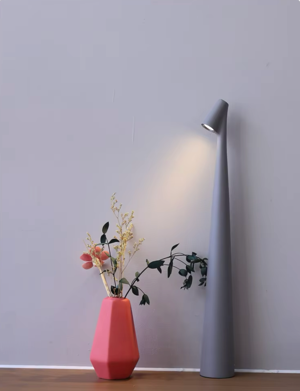 The Reykjavík Table Lamp - Wireless Dimmable LED Table Lamp